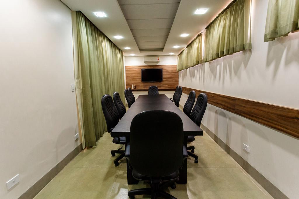 Tonello Business Hotel Campo Mourão Dış mekan fotoğraf