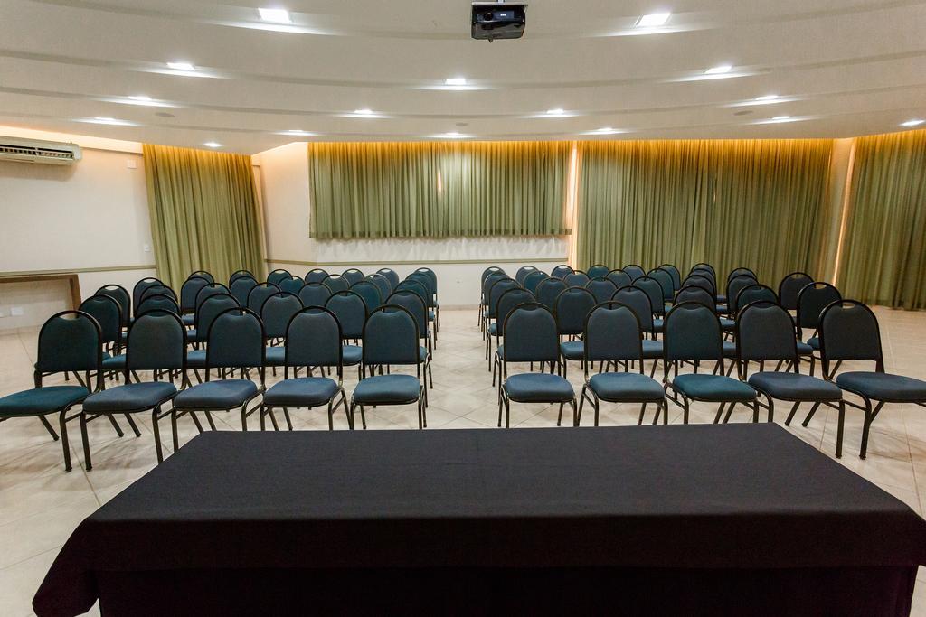 Tonello Business Hotel Campo Mourão Dış mekan fotoğraf